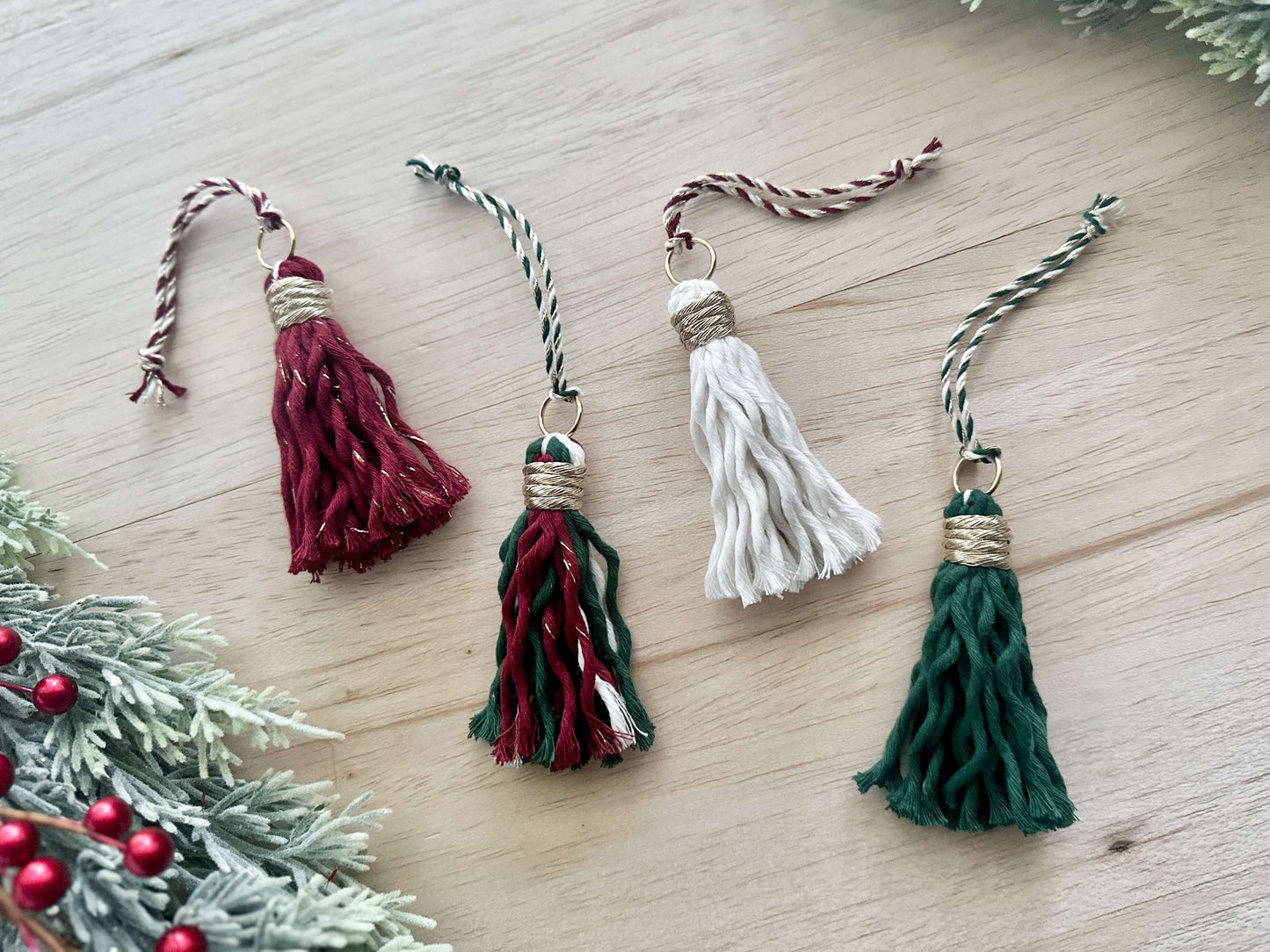Macrame Christmas Ornament | Wavy Tassel