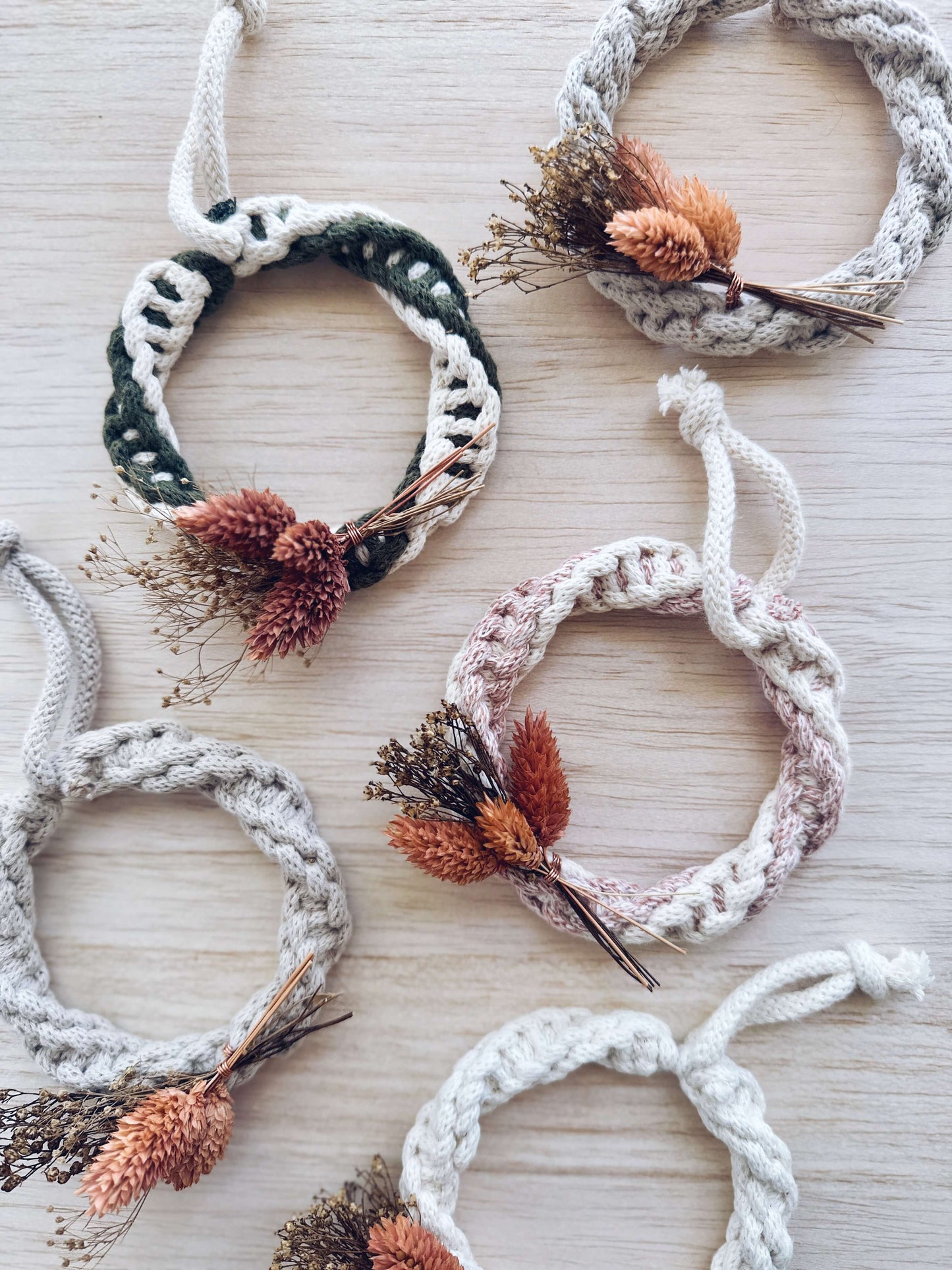 Mini Wreath Ornament Pattern | Beginner