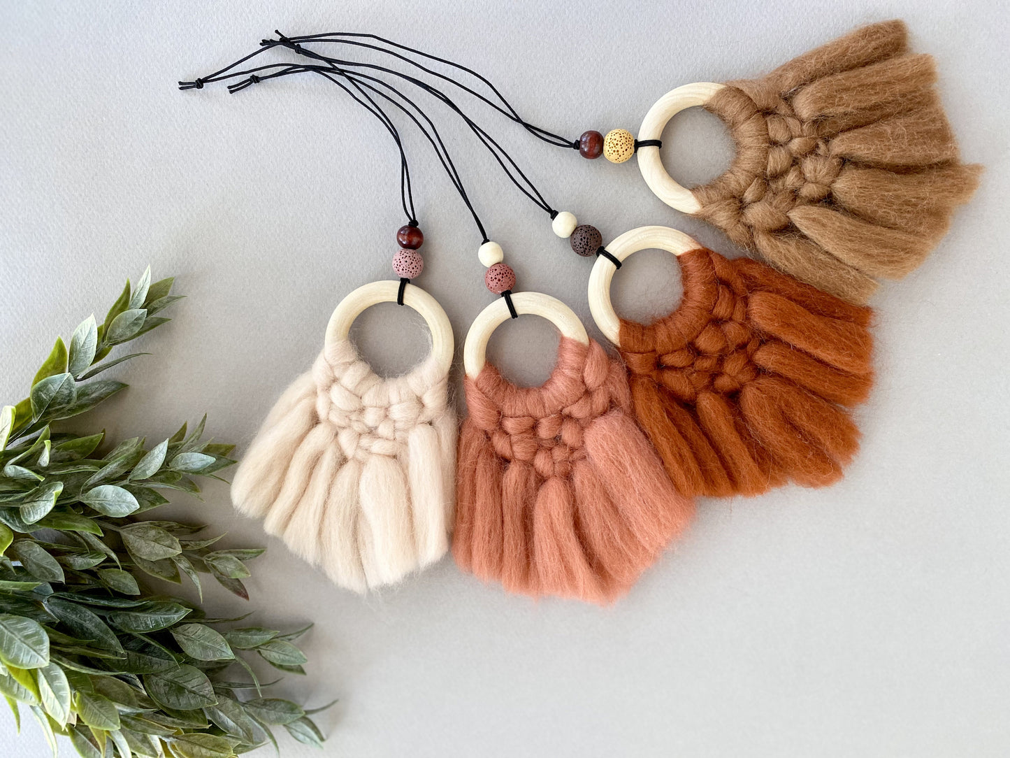 Rearview Mirror Charm & Car Diffuser | Daphne