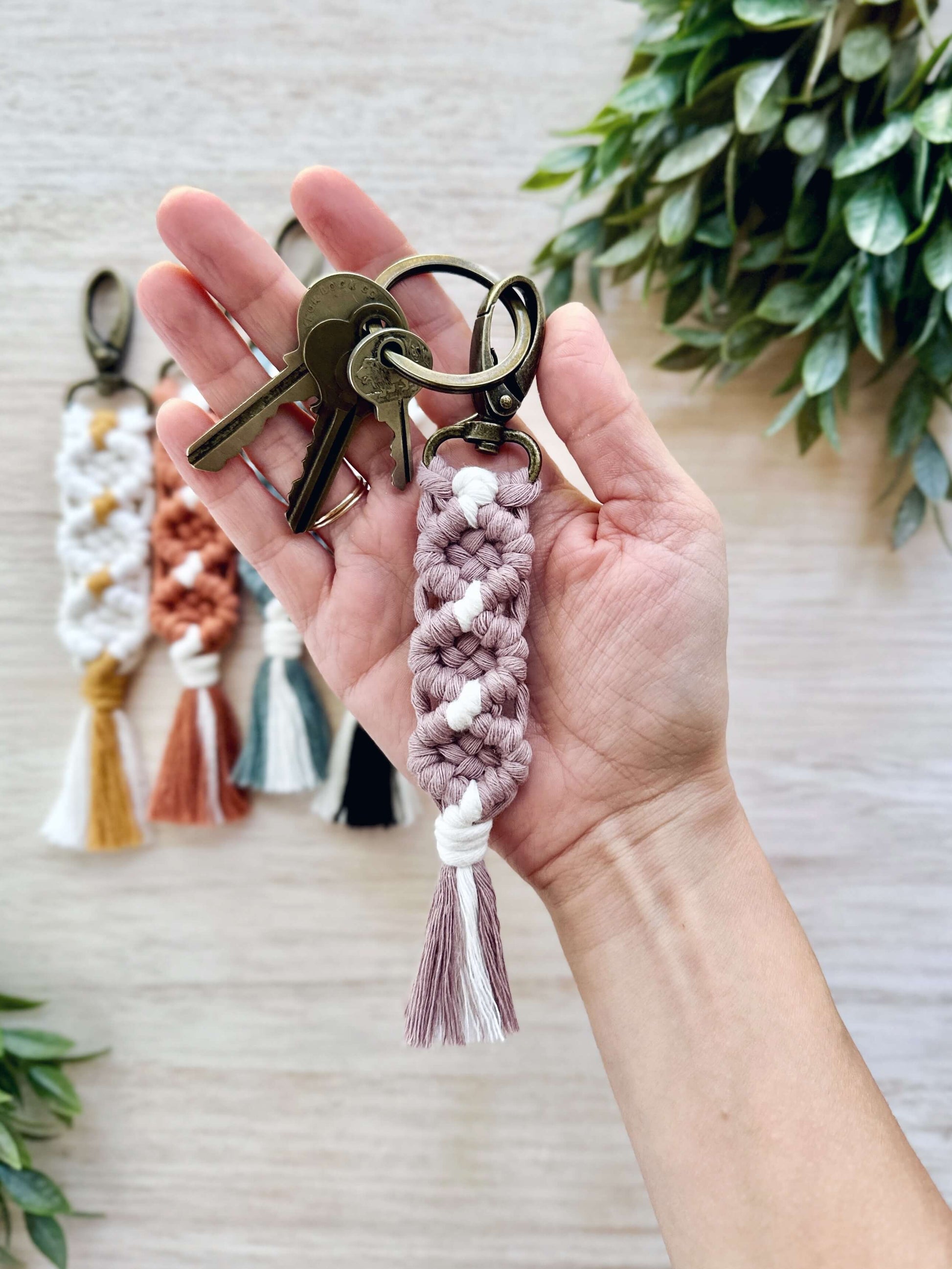 Macrame Keychain with Beads - Plants and What Knot
