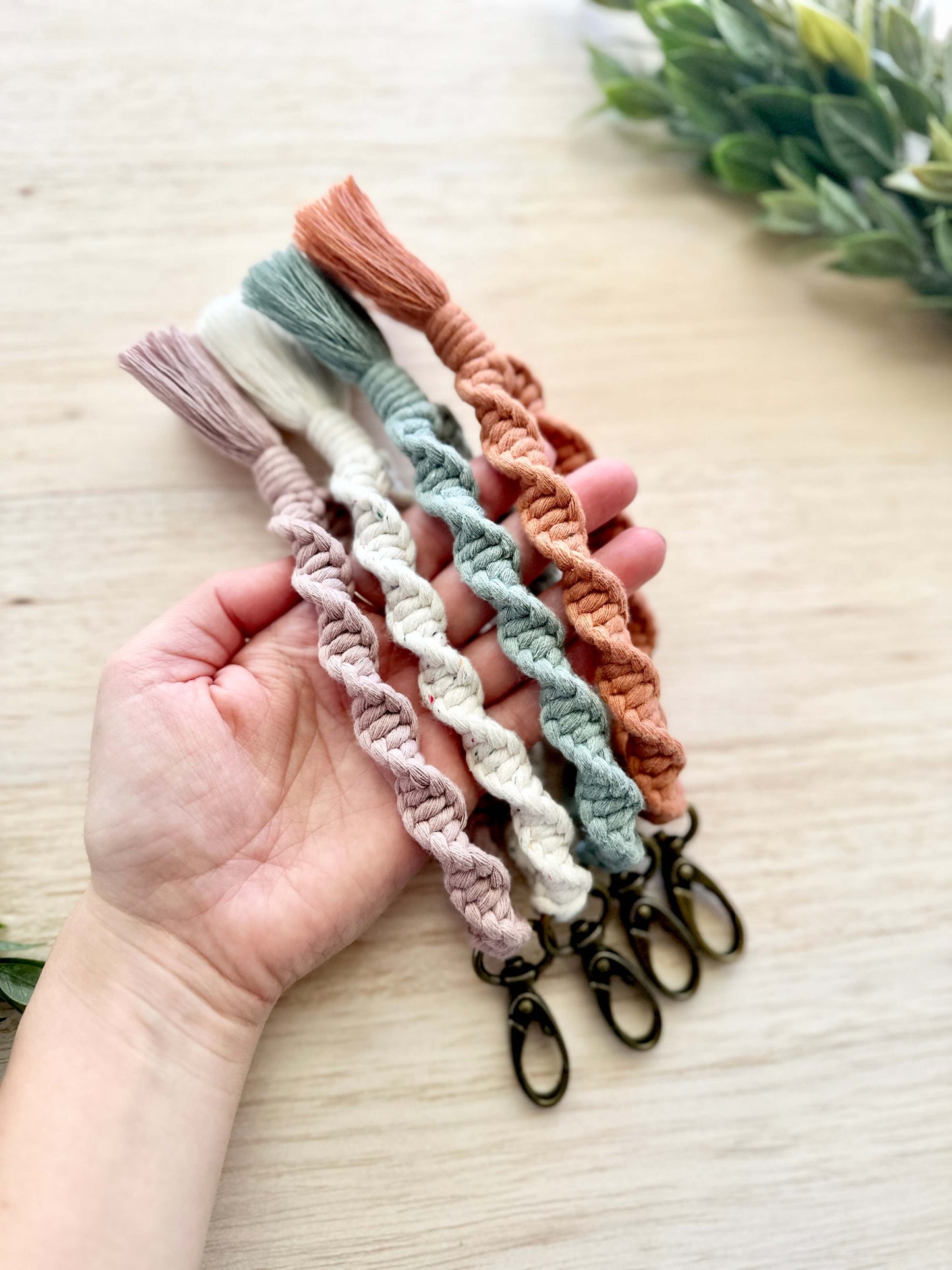 DIY Macrame Kit | Wristlet Keychain | Helix